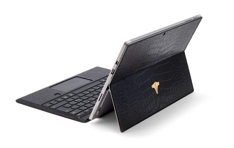 PC Tablet & Real Crocodile Black